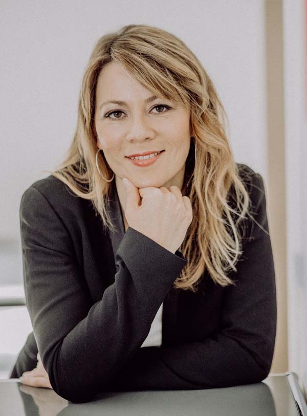 Julia Martens - Immobilienkauffrau, kaufmännische Sachbearbeiterin, WEG-/Mietverwaltung